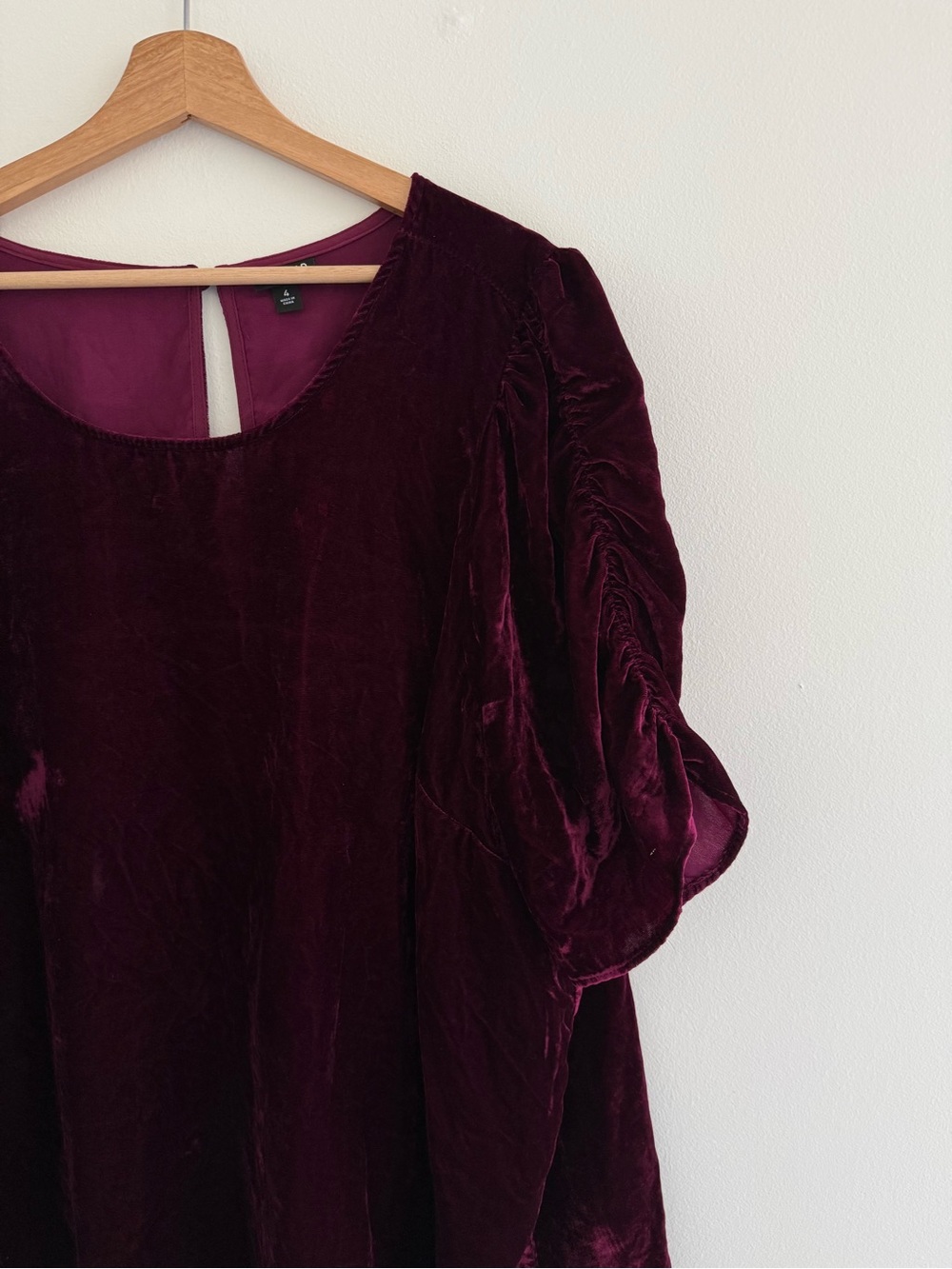 Torrid Red Burgundy Velvet Ruched Sleeve Top 4XL - Picture 3 of 7